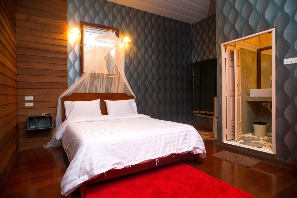 Tamajun Hotel Chanthaburi Oda fotoğraf